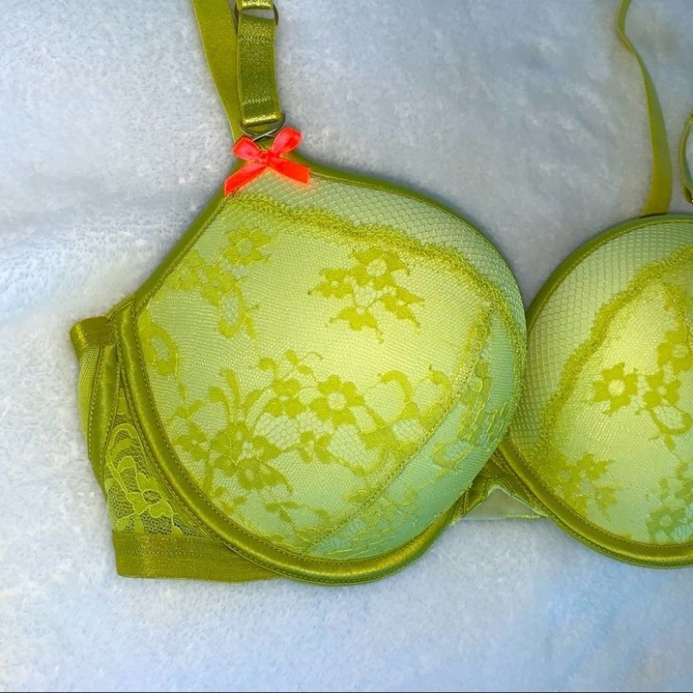 32E Victoria’s Secret Very Sexy Padded Demi Bra Yellow Green Fashion Show 32DD - Picture 9 of 10